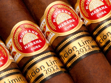 H.Upmann Robusto 2012.jpg
